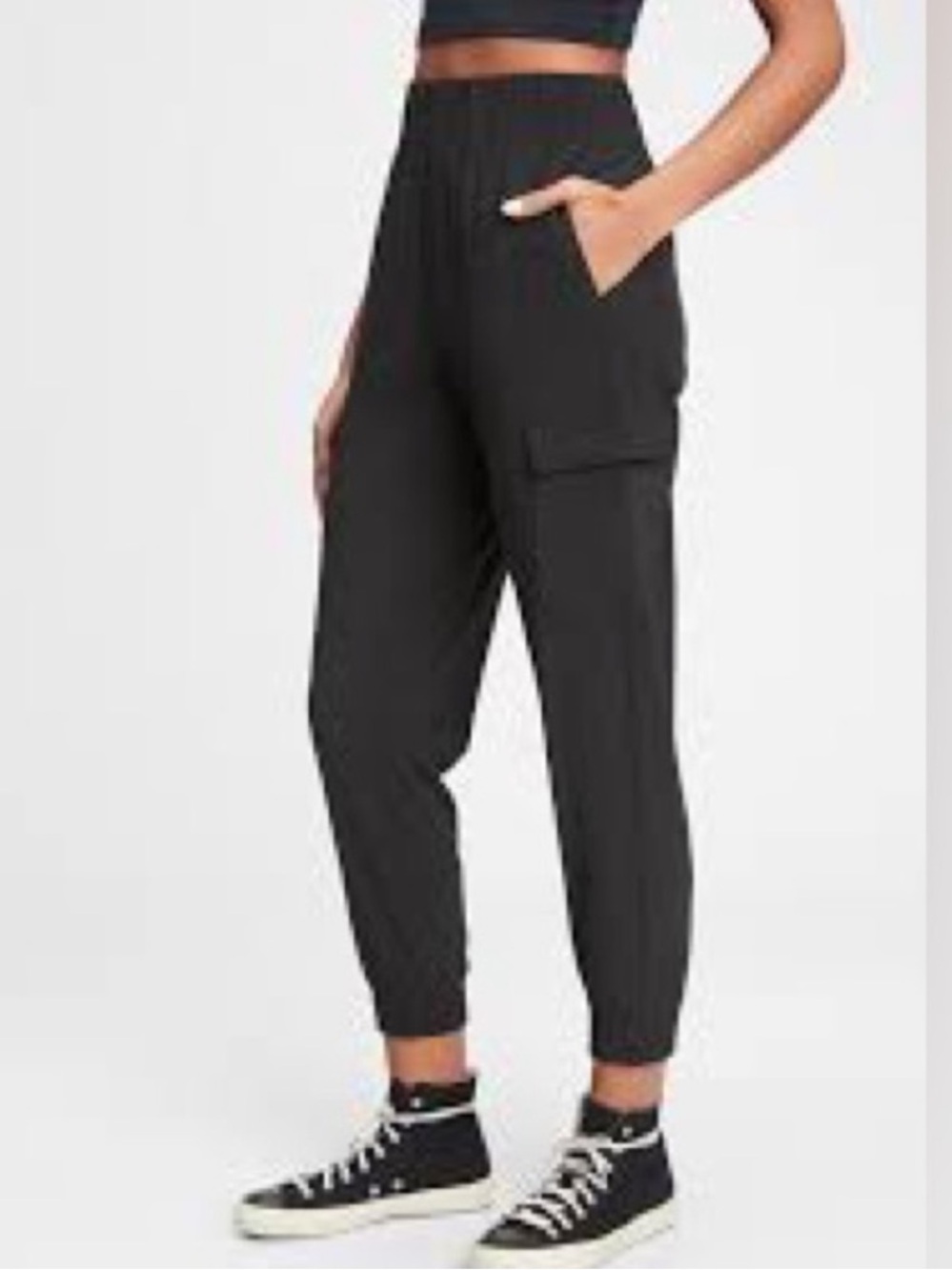 GAP Fit Black Jogger Runaround Cargo Black Pants